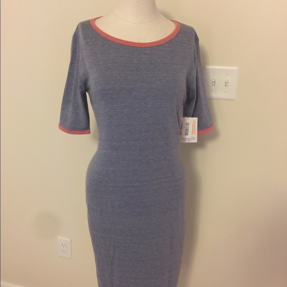 NWT Medium heathered Julia with contrasting trim